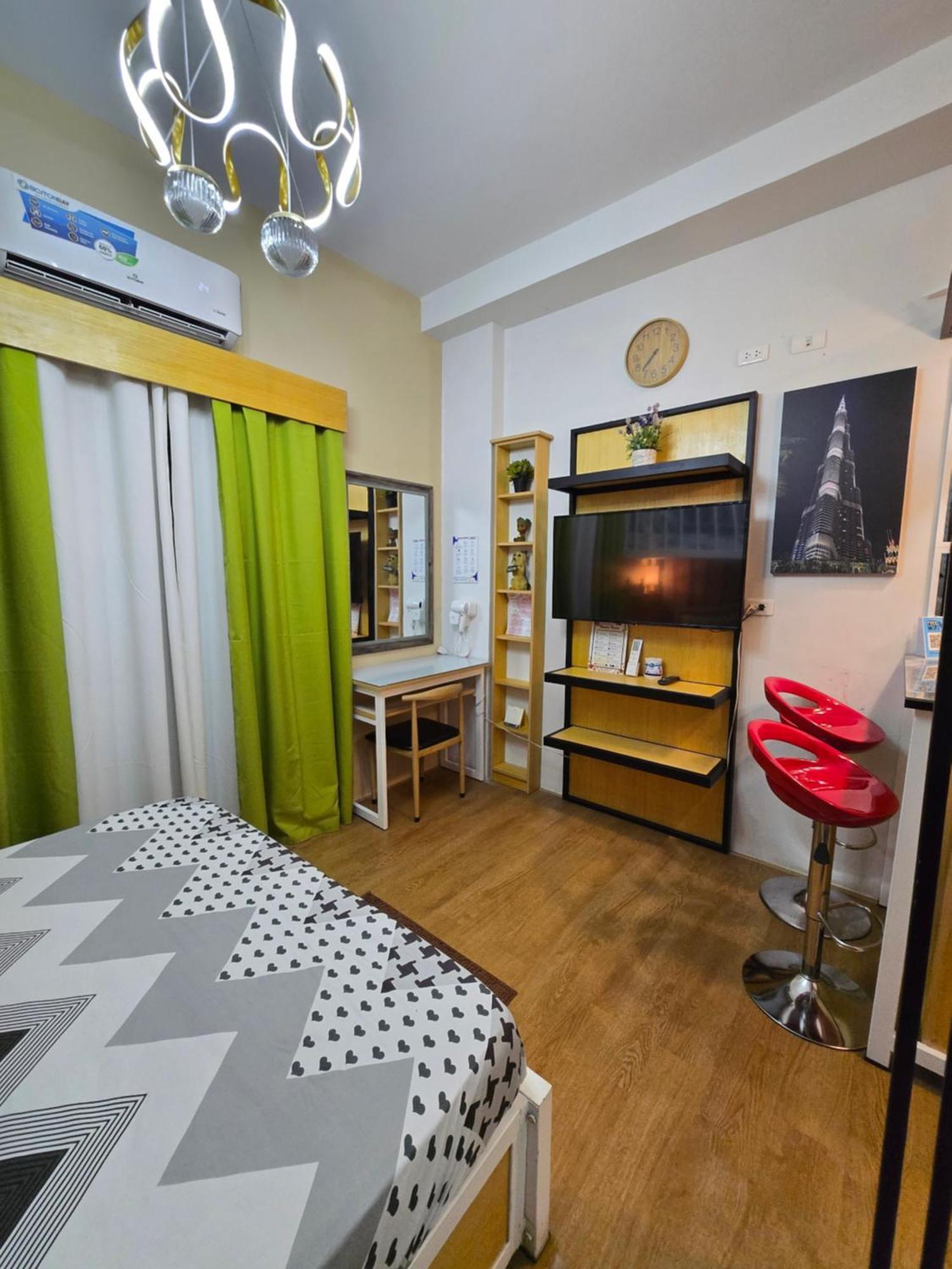 Mesacondo Studio With Balcony Davao Екстер'єр фото